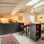 Casa Cantore Close To The Walls Lukka