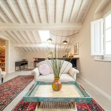 Apartment Casa Cantore Close To The Walls Lucca